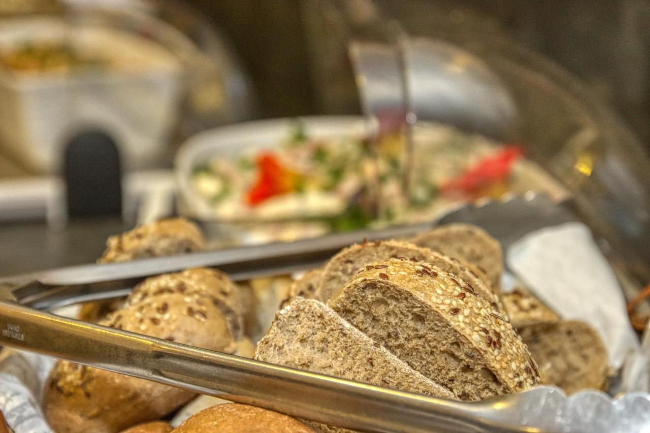 Wellnesshotel Deine Auszeit, Adults Only Achslach Екстериор снимка