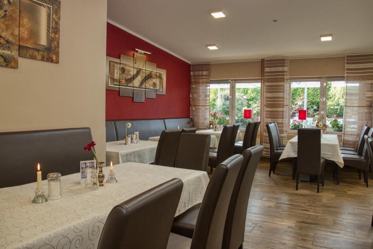 Wellnesshotel Deine Auszeit, Adults Only Achslach Екстериор снимка