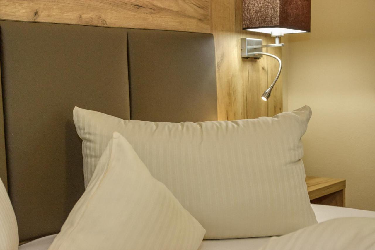 Wellnesshotel Deine Auszeit, Adults Only Achslach Екстериор снимка