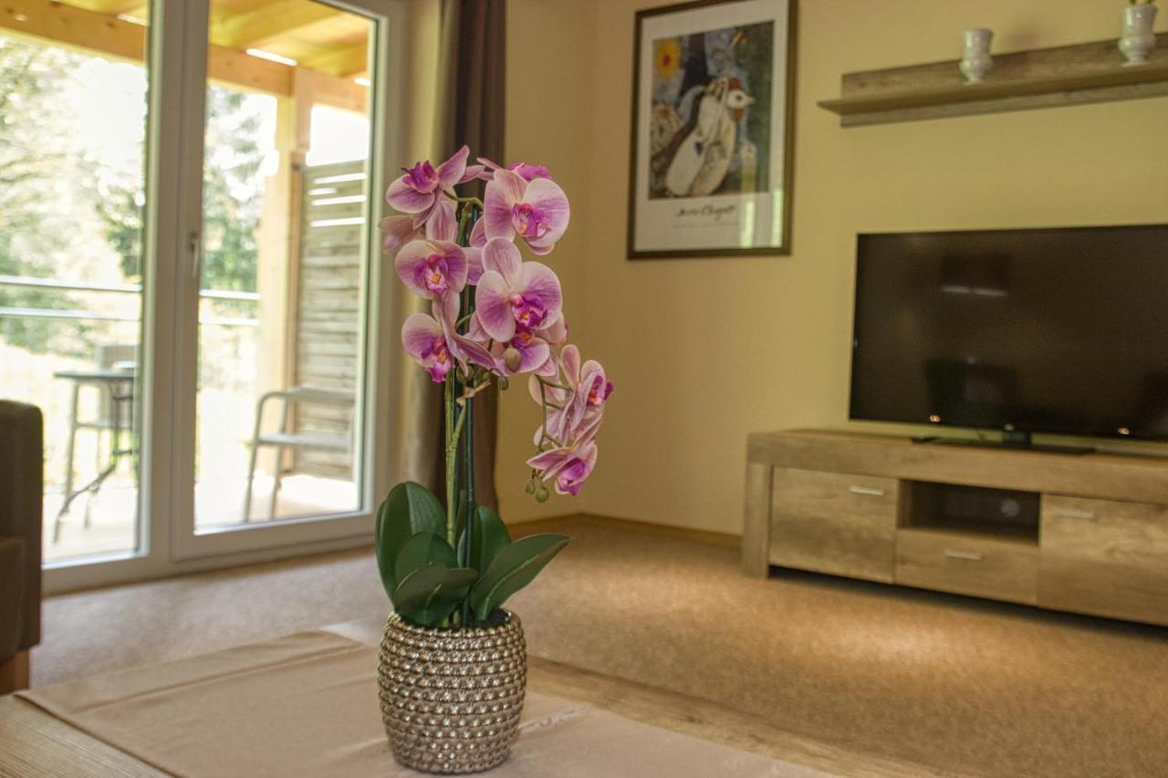 Wellnesshotel Deine Auszeit, Adults Only Achslach Екстериор снимка