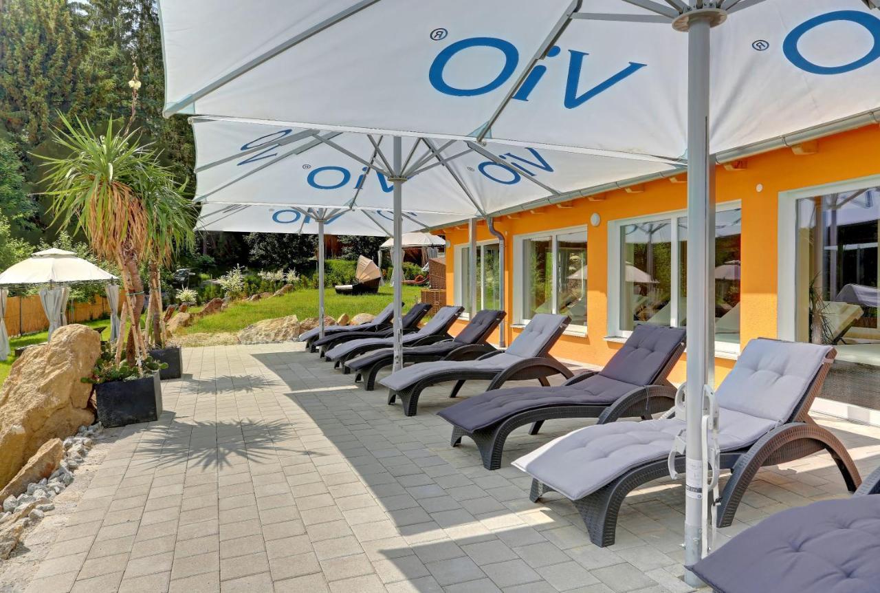 Wellnesshotel Deine Auszeit, Adults Only Achslach Екстериор снимка