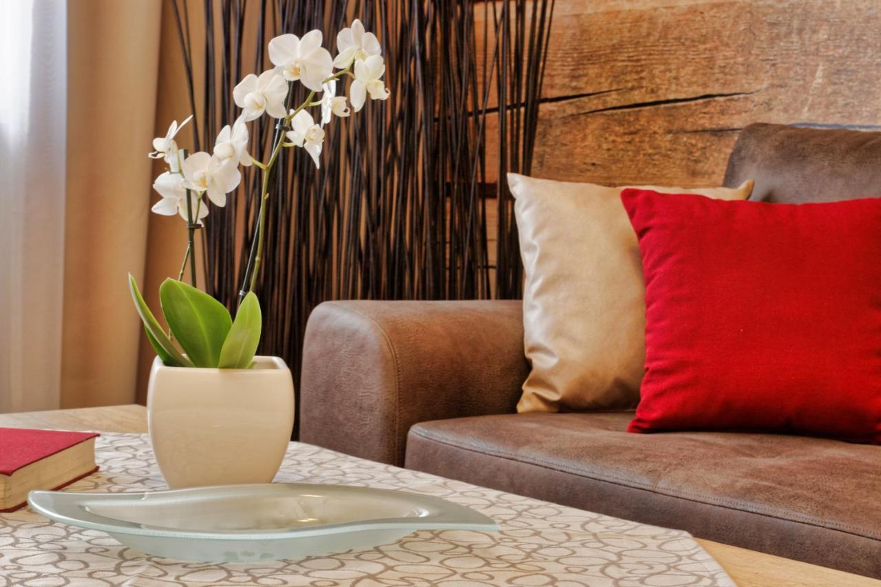 Wellnesshotel Deine Auszeit, Adults Only Achslach Екстериор снимка
