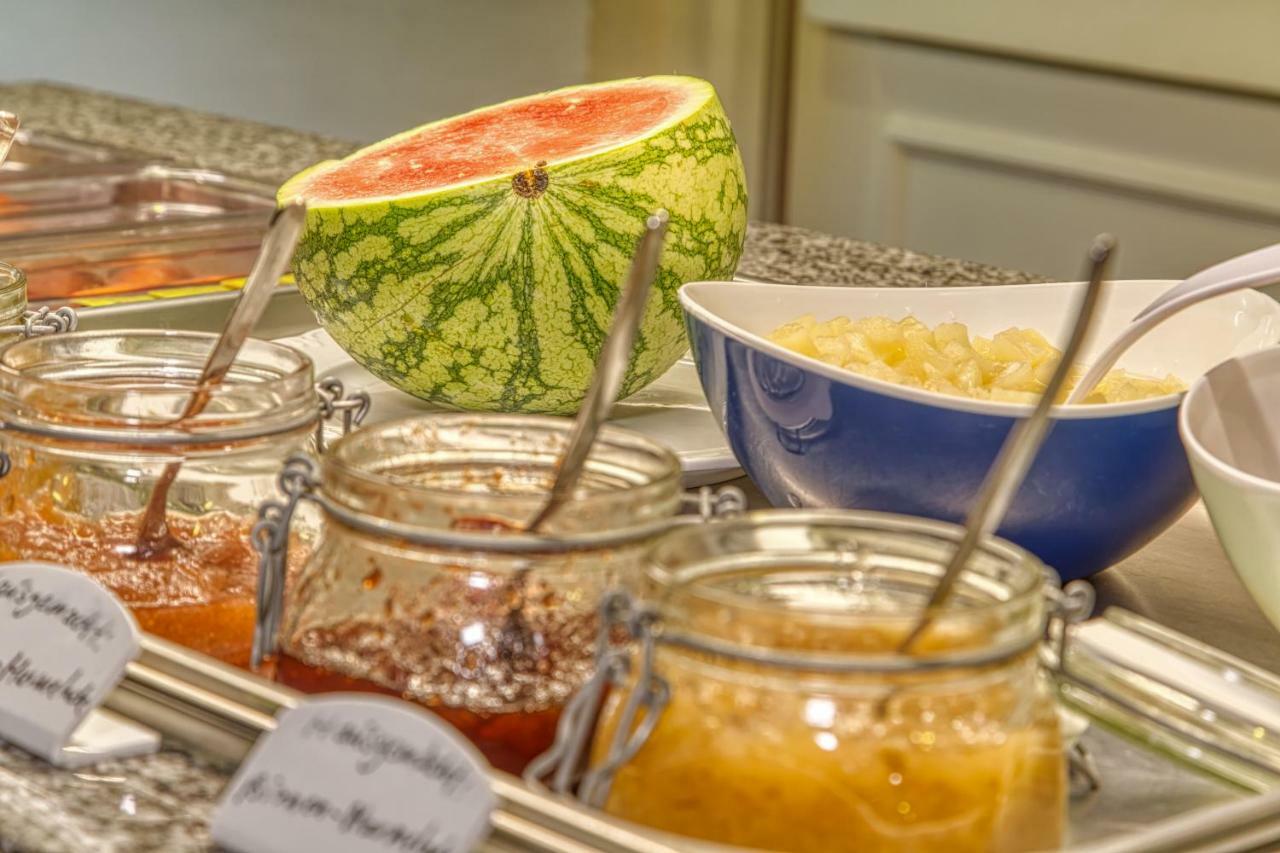 Wellnesshotel Deine Auszeit, Adults Only Achslach Екстериор снимка