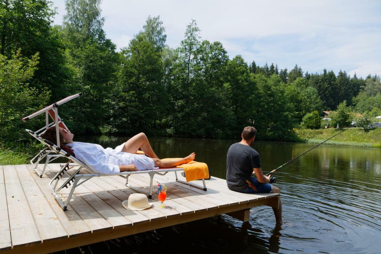 Wellnesshotel Deine Auszeit, Adults Only Achslach Екстериор снимка